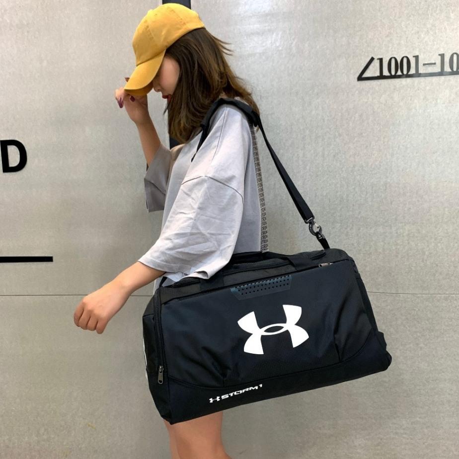 【季得運動】 Under Armour 安德瑪 獨立鞋倉+乾濕分離大容量休閒包 黑色。50993F-細節圖2