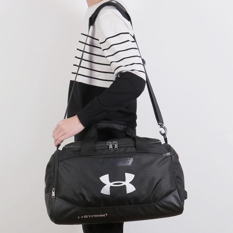 【季得運動】 Under Armour 安德瑪 獨立鞋倉+乾濕分離大容量休閒包 黑色。50993F-細節圖9