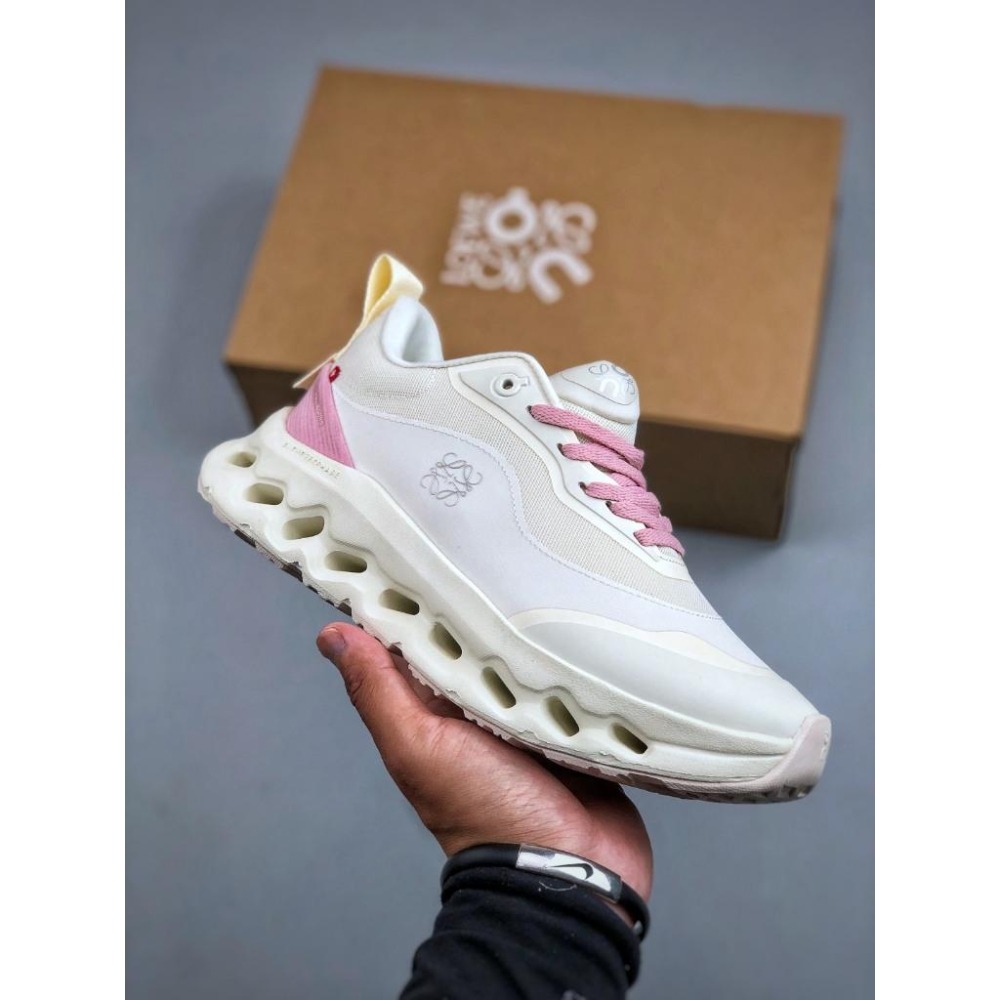 【季得運動】On昂跑 CLOUDTILT 2.0 戶外街頭LOEWE 聯名跑步鞋 *EU36-40。50969D-細節圖2