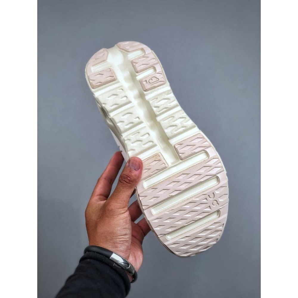 【季得運動】On昂跑 CLOUDTILT 2.0 戶外街頭LOEWE 聯名跑步鞋 *EU36-40。50969D-細節圖8