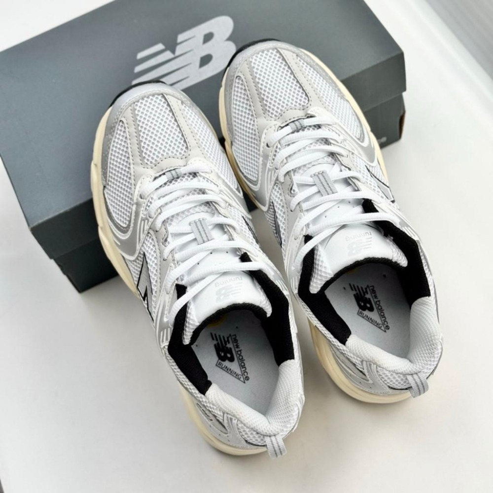 【季得運動】New balance 男女復古風老爹鞋 銀白 *EU36-44。50936D-細節圖2