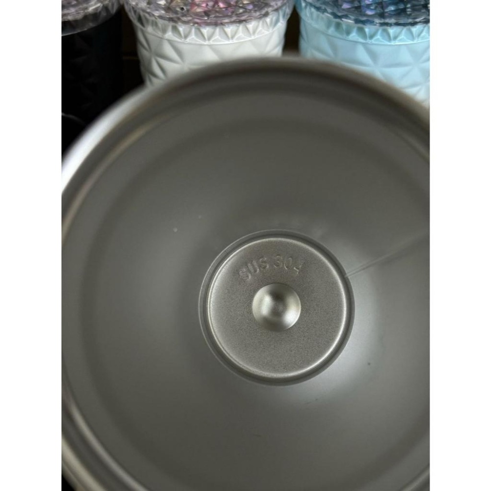 【季得運動】Starbucks 星巴克 菱格紋不鏽鋼吸管保溫杯 7款＊591ML。50816A-細節圖9