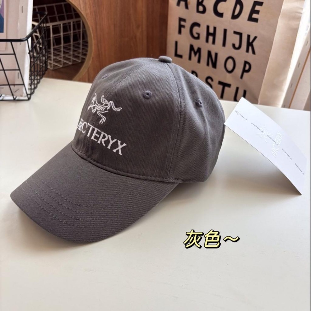 【季得運動】始祖鳥 經典款 棒球帽 鴨舌帽 *黑 藏青 卡其 灰 。50997E-細節圖3