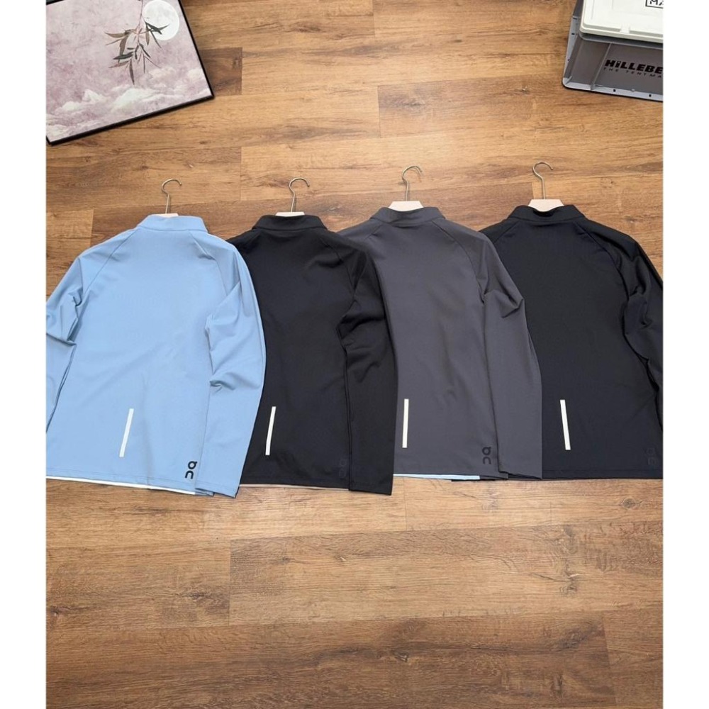 【季得運動】on昂跑2025年新款半拉鍊立領休閒長袖 黑灰 卡其黑 藍黑 藍白*M-3XL。50951C-細節圖7