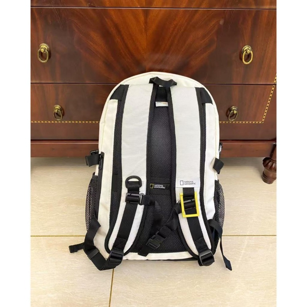 【季得運動】Discovery 國家地理 大號雙肩包 登山包 電腦包 *白色。50961F-細節圖4