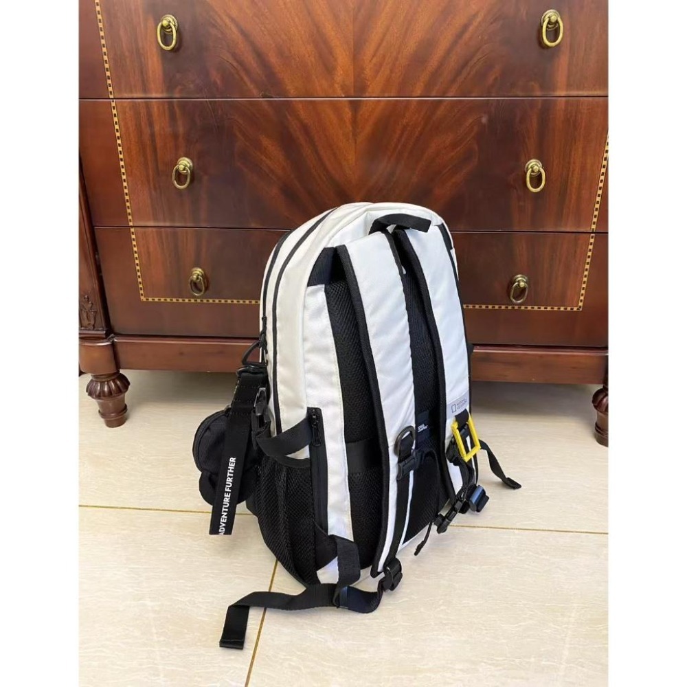 【季得運動】Discovery 國家地理 大號雙肩包 登山包 電腦包 *白色。50961F-細節圖6