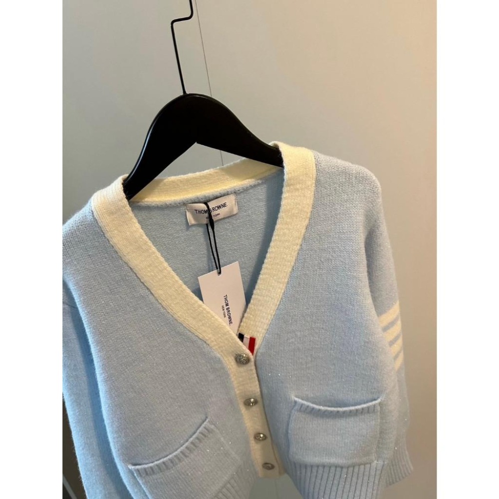 【季得運動】Thom Browne  新款拼接撞色奶藍短版外套 *S-L。50985C-細節圖2