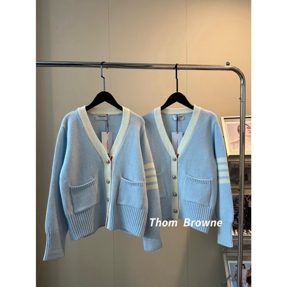 【季得運動】Thom Browne  新款拼接撞色奶藍短版外套 *S-L。50985C-細節圖4