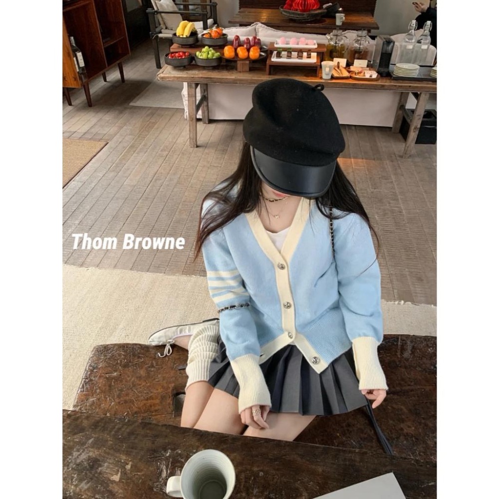 【季得運動】Thom Browne  新款拼接撞色奶藍短版外套 *S-L。50985C-細節圖8