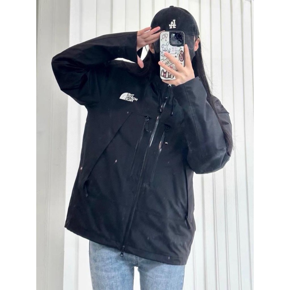 【季得運動】THE NORTH FACE 25年新款防潑水防風刺繡衝鋒外套 黑色 卡其＊M-2XL。50801C-細節圖2