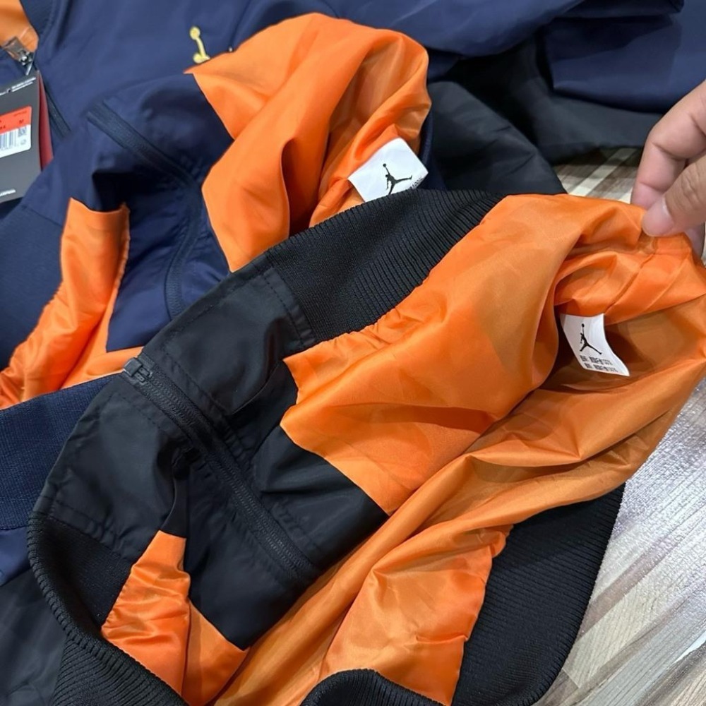 【季得運動】Air Jordan 25年新款棒球領刺繡LOGO外套 黑色 藍色＊M-2XL。50902C-細節圖9