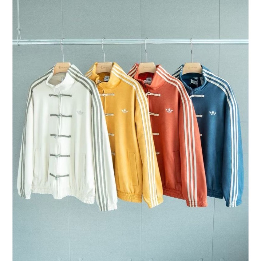 【季得運動】Adidas originals 蛇年限定新中式盤扣麂皮立領唐裝國風外套 藍色 *S-XL。50976C-細節圖5