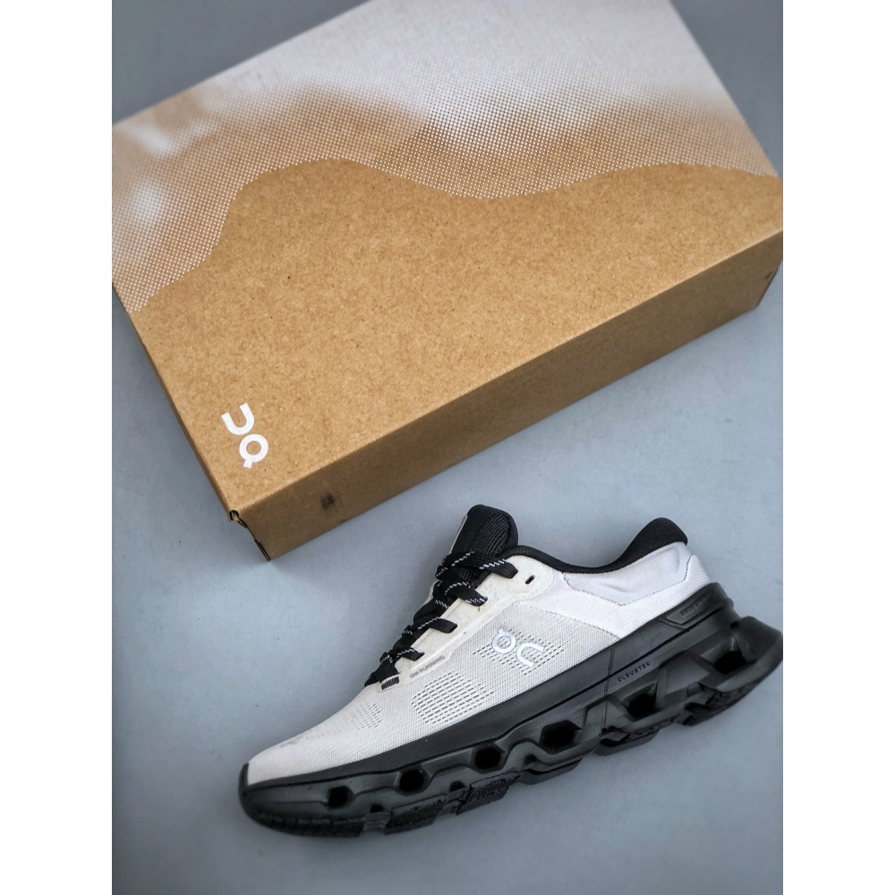 【季得運動】On 昂跑 Cloudflyer 5減震耐磨跑步鞋 灰黑 *EU36-45。51238D-細節圖5