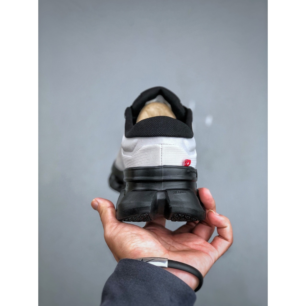 【季得運動】On 昂跑 Cloudflyer 5減震耐磨跑步鞋 灰黑 *EU36-45。51238D-細節圖6