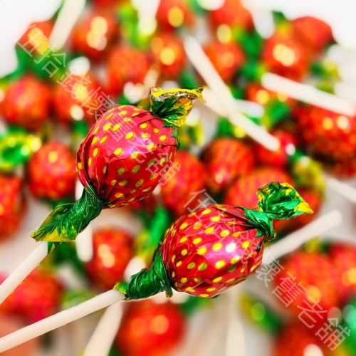 🍭草莓棒棒糖🍓 限時特價 一支2元❗️ 古早味棒棒糖 零嘴零食 雜貨店必買 草莓口味 經典零食