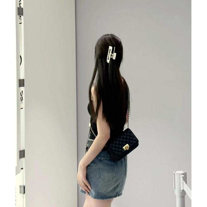 側背包 斜背包 背包 Charles&Keith 小CK 金環款 小香風 有調節釦 小ck包 大容量 收納方便 出門必備-細節圖4