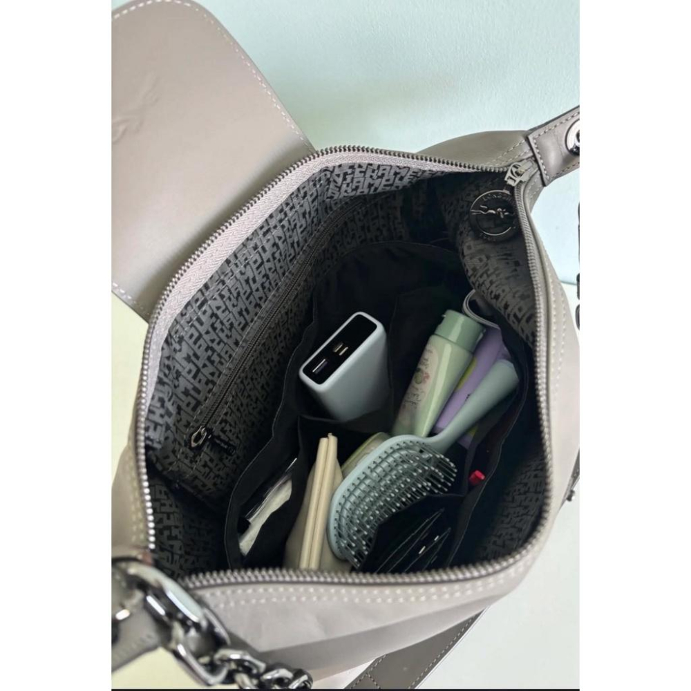 LONGCHAMP HOBO LE PLIAGE XTRA 皮革 bag 手提包 肩背包 流浪包 大容量 收納方便 出門-細節圖4