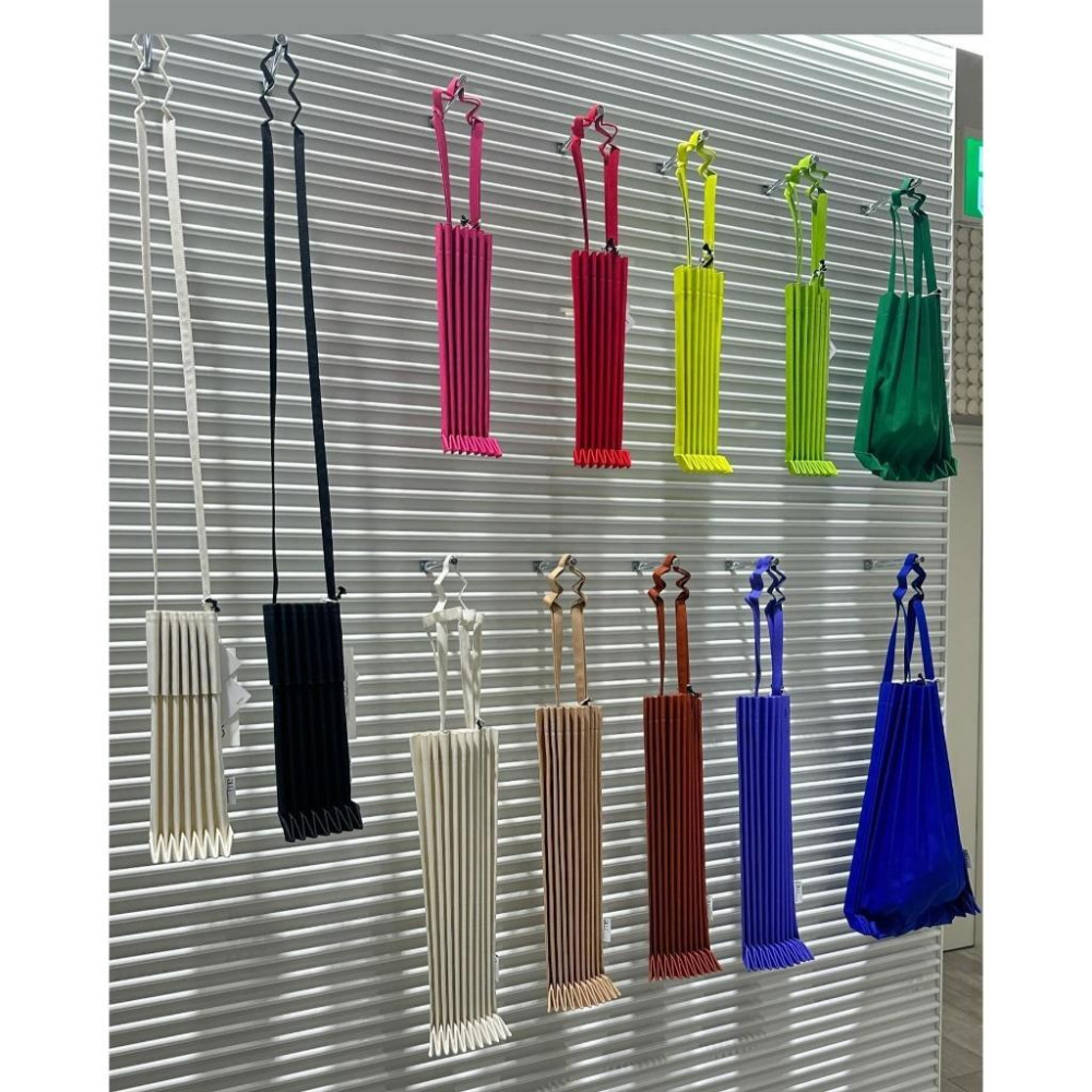 ISSEY MIYAKE 三宅一生 me 皺摺包 樹幹包｜TRUNK 小款 收納美學 現貨-細節圖3