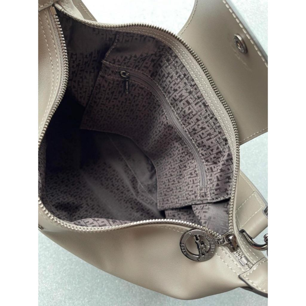 LONGCHAMP HOBO LE PLIAGE XTRA｜皮革 手提 肩背 流浪包 收納-細節圖3