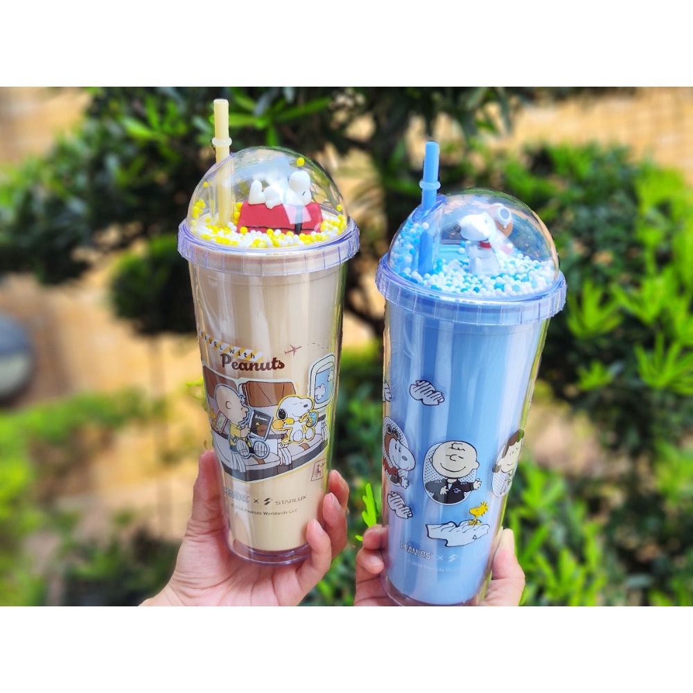SNOOPY史努比X星宇航空聯名 公仔吸管冷飲杯（奶茶色款）-細節圖2