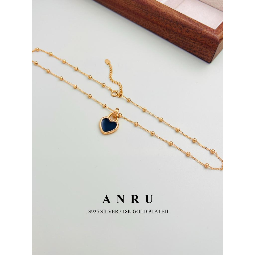 ｜ANRU 夜心｜純銀滴釉愛心項鍊 ｜S925 純銀 18K金 愛心 鎖骨鍊 項鍊 輕奢 x 優雅 x 心意-細節圖3