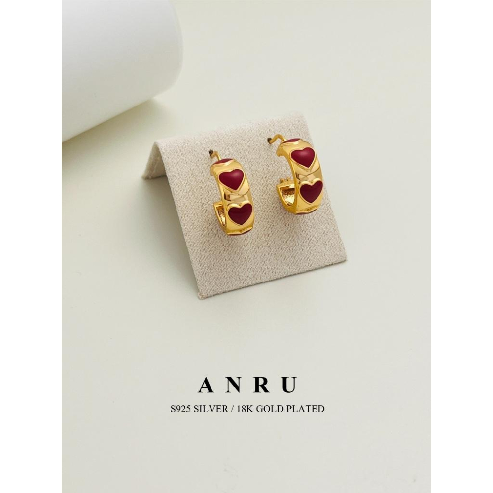｜ANRU 有心｜純銀愛心耳環 ｜S925 純銀 18K金色 滴釉 愛心 耳環 輕奢 x 優雅 x 質感-細節圖2
