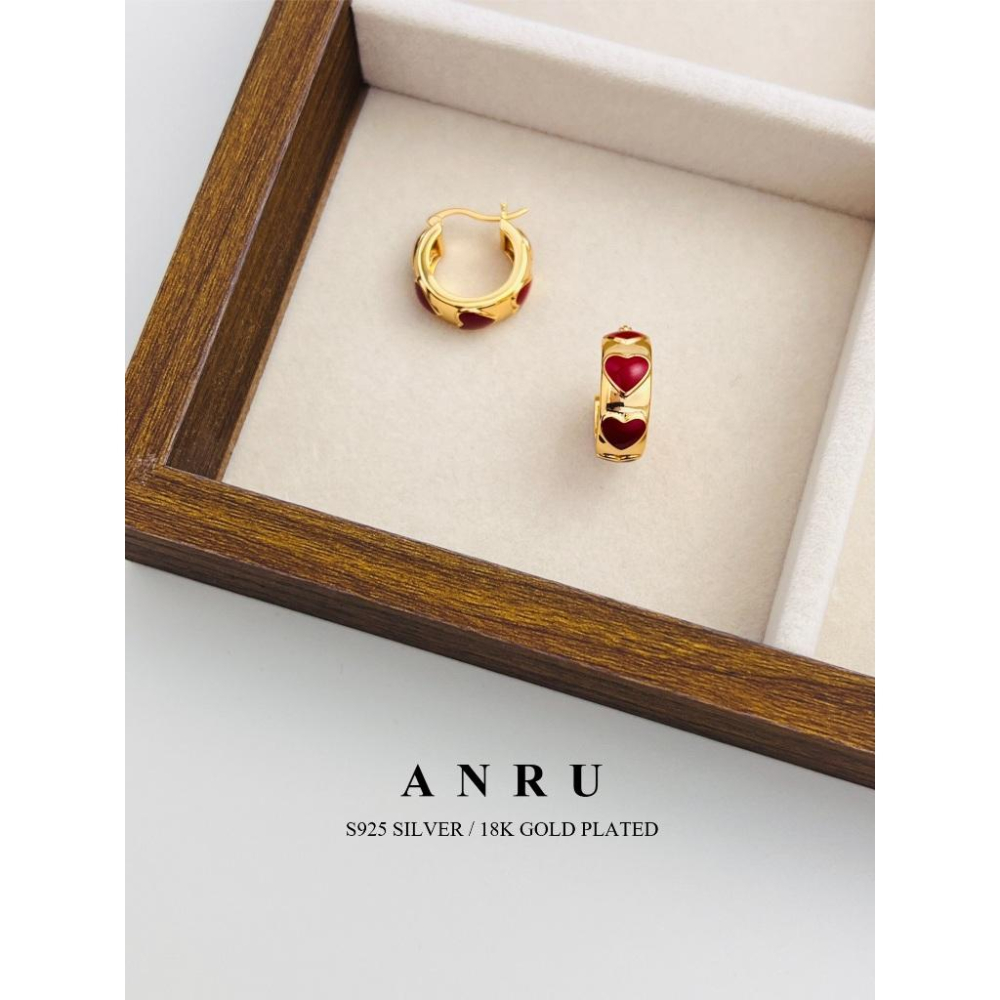 ｜ANRU 有心｜純銀愛心耳環 ｜S925 純銀 18K金色 滴釉 愛心 耳環 輕奢 x 優雅 x 質感-細節圖3