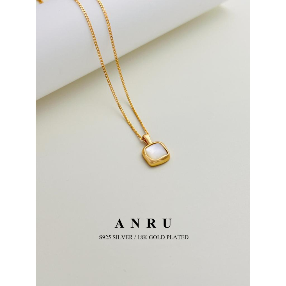 ｜ANRU 方糖｜純銀白貝項鍊 ｜S925 純銀 18K金 白貝 鎖骨鍊 項鍊 輕奢 x 優雅 x 質感-細節圖2