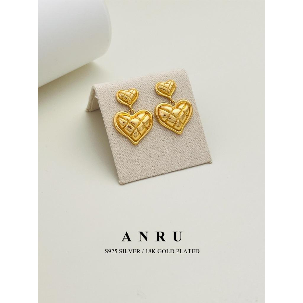 ｜ANRU 雙心｜純銀愛心耳環 ｜S925 純銀 18K金色 愛心 耳環 項鍊 輕奢 x 優雅 x 質感-細節圖2