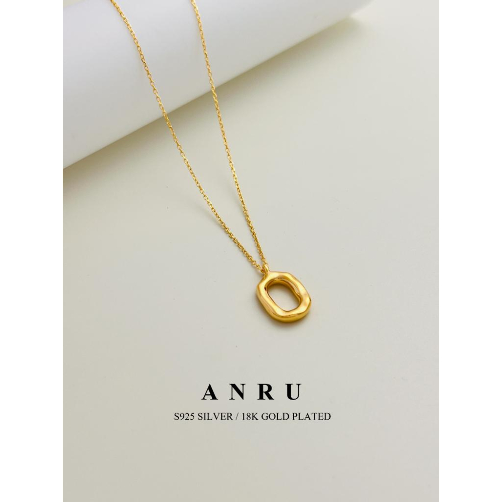｜ANRU 光漾｜純銀項鍊 ｜S925 純銀 18K金 金色  鎖骨鍊  項鍊 輕奢 x 優雅 x 質感-細節圖2