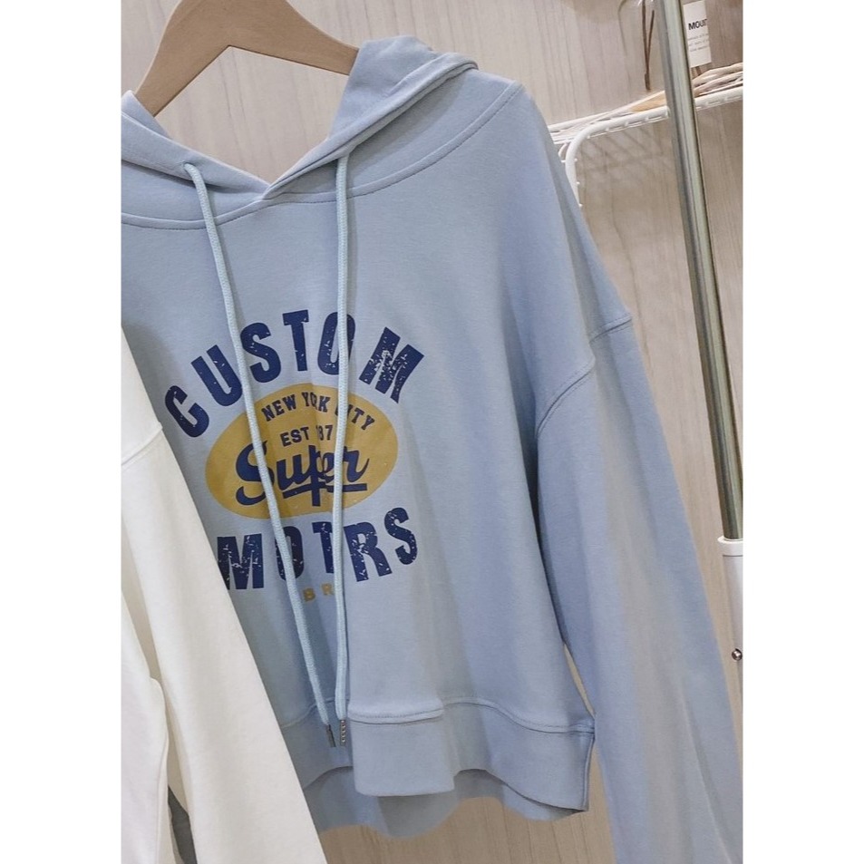 S.C 優衣館 秋冬新款 薄款 短版 帽T 長袖 連帽上衣 英文字母 減齡穿搭 可愛 甜美 上衣 女裝現貨-細節圖7