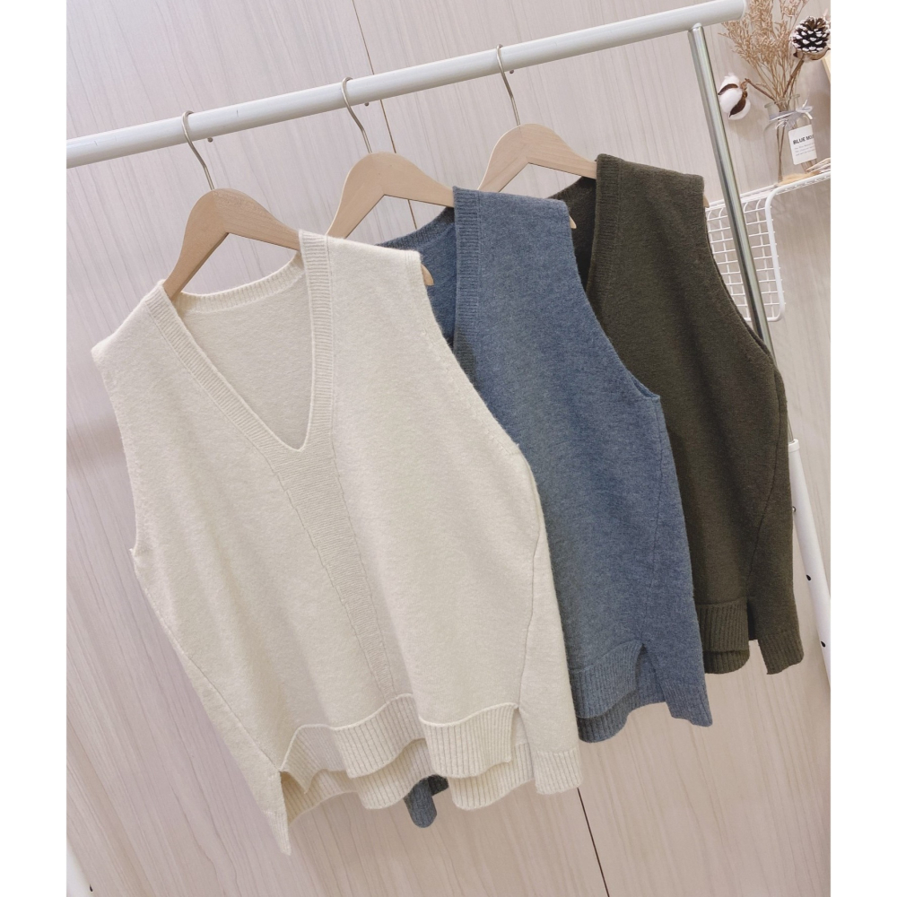 S.C 優衣館 秋冬新款 V領 針織背心 下擺 前短後長 好穿搭 V領背心 顯瘦款 修飾 現貨女裝-細節圖6