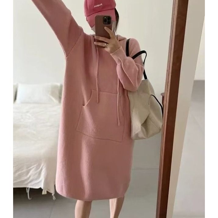 S.C優衣館 綿羊絨 長版洋裝 連帽 長洋裝 長袖 長裙 連身裙 減齡款 前口袋 休閒款 冬裝 裙裝 保暖 現貨女裝-細節圖3