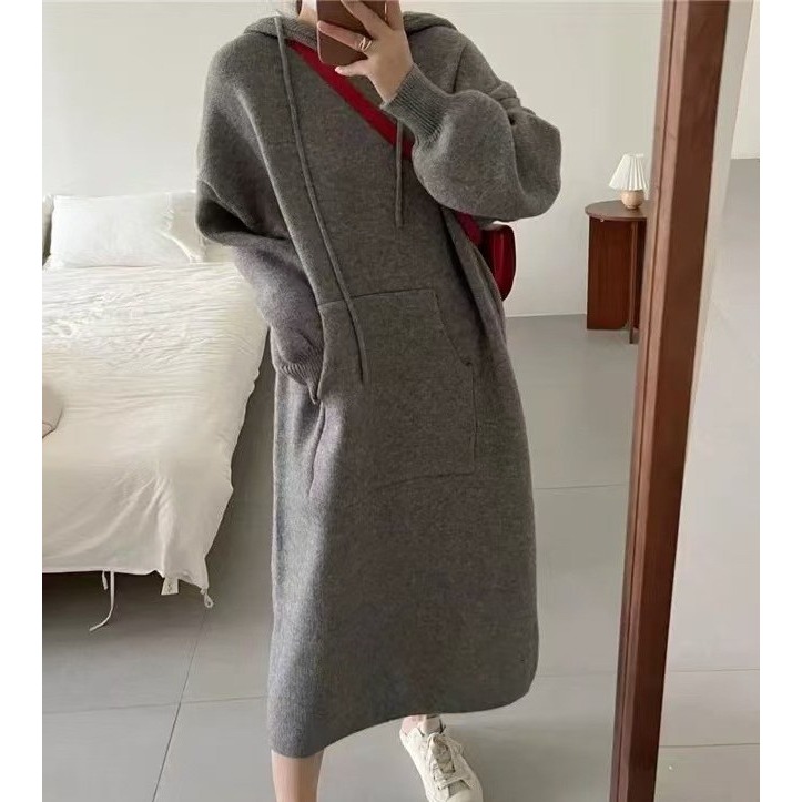 S.C優衣館 綿羊絨 長版洋裝 連帽 長洋裝 長袖 長裙 連身裙 減齡款 前口袋 休閒款 冬裝 裙裝 保暖 現貨女裝-細節圖4