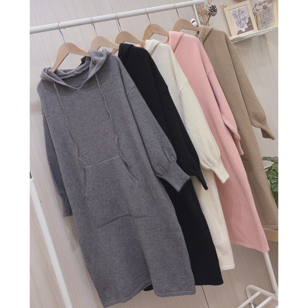 S.C優衣館 綿羊絨 長版洋裝 連帽 長洋裝 長袖 長裙 連身裙 減齡款 前口袋 休閒款 冬裝 裙裝 保暖 現貨女裝-細節圖8
