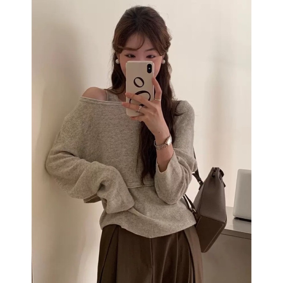 S.C 優衣館 秋冬新款 甜美 微性感 小露肩 背心+上衣 二件組 針織上衣 長袖 背心 短版 俏麗 約會款 現貨女裝-細節圖4