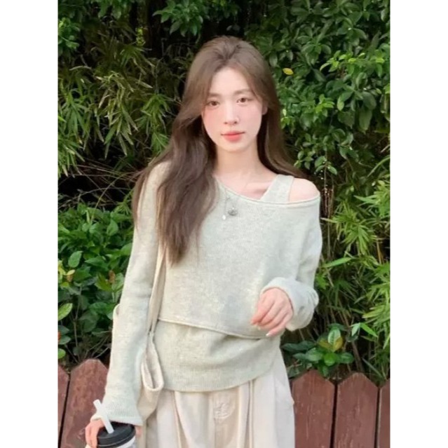 S.C 優衣館 秋冬新款 甜美 微性感 小露肩 背心+上衣 二件組 針織上衣 長袖 背心 短版 俏麗 約會款 現貨女裝-細節圖5