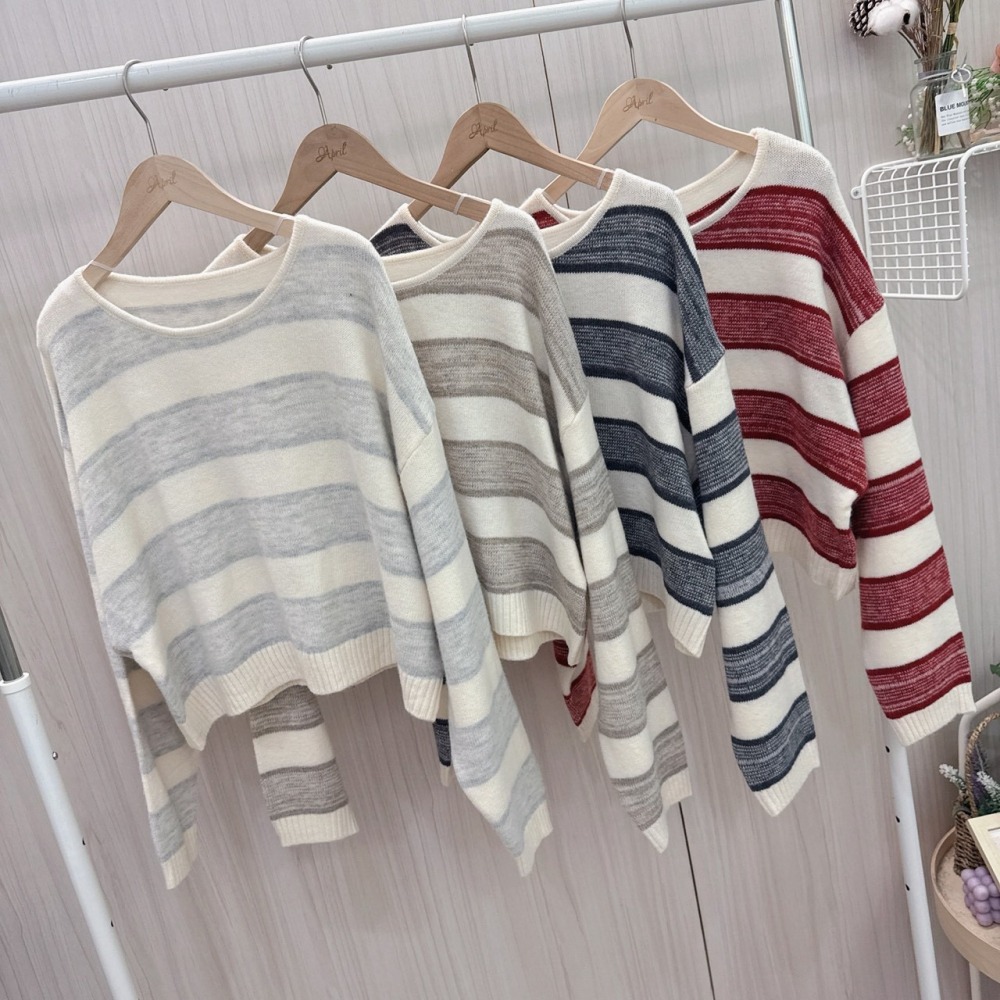 S.C優衣館 新款 短版 寬條紋 針織上衣 長袖上衣 圓領 百搭 基本款 針織毛衣 好穿搭 冬季 條紋 現貨 女裝-細節圖10
