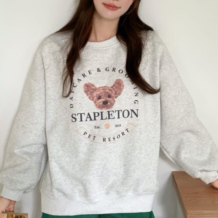 S.C優衣館 新款 萌萌 玩具貴賓 圓領 上衣 大學T 長袖 T恤 冬季新款 泰迪熊圖樣 必備 基本款 現貨 女裝-規格圖8