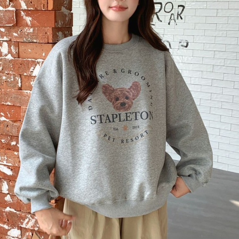 S.C優衣館 新款 萌萌 玩具貴賓 圓領 上衣 大學T 長袖 T恤 冬季新款 泰迪熊圖樣 必備 基本款 現貨 女裝-規格圖8