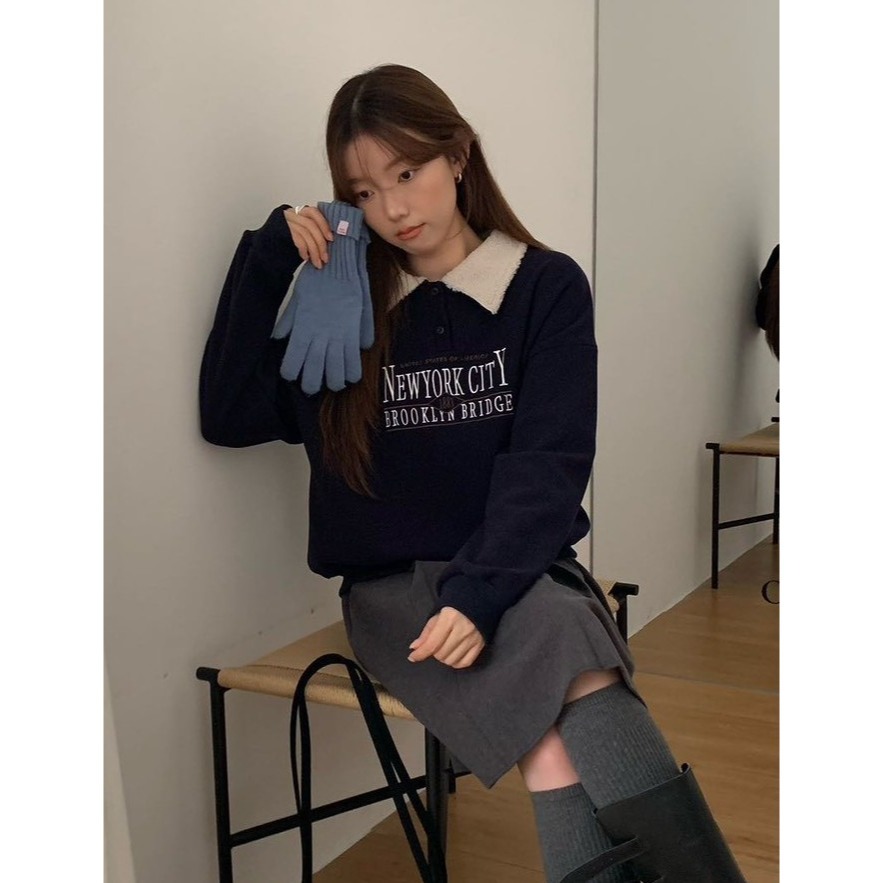 S.C優衣館 新款 毛毛翻領 字母 長袖上衣 加絨 保暖 氣質 學院風 落肩款 好穿搭 英倫風格 秋冬必備 現貨 女裝-細節圖8