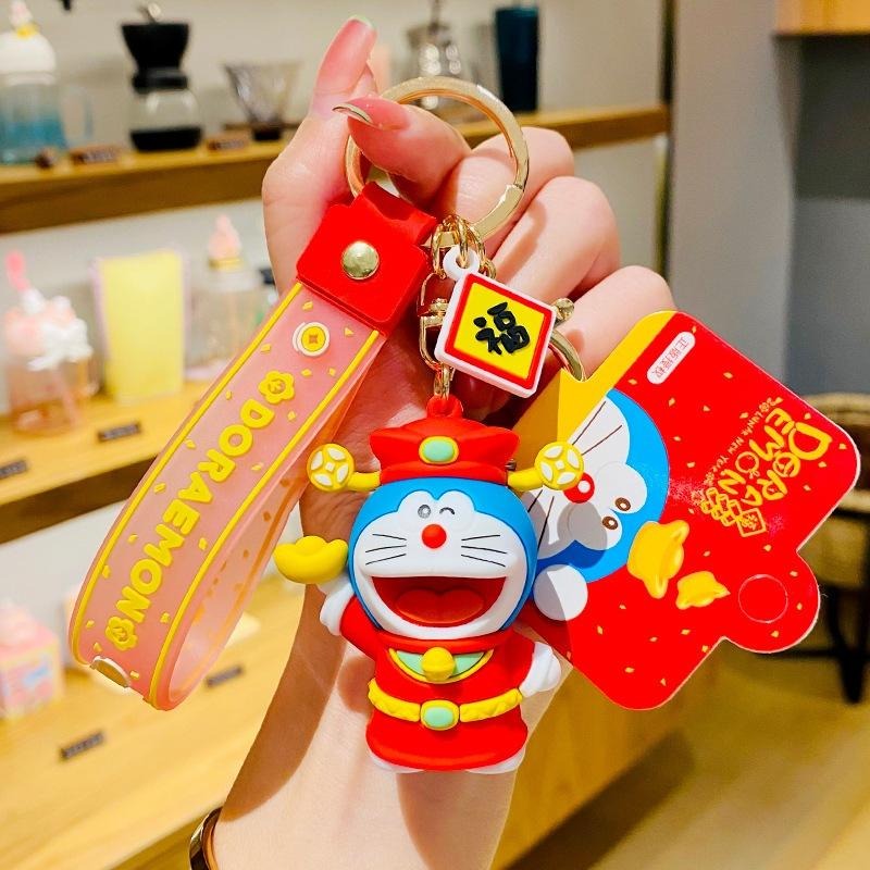 【喵喵屋|24H出貨】哆啦a夢 鑰匙圈 財神爺 招財貓 掛飾 汽車 鑰匙扣 小叮噹 書包 背包 公仔 挂件 吊飾-細節圖5
