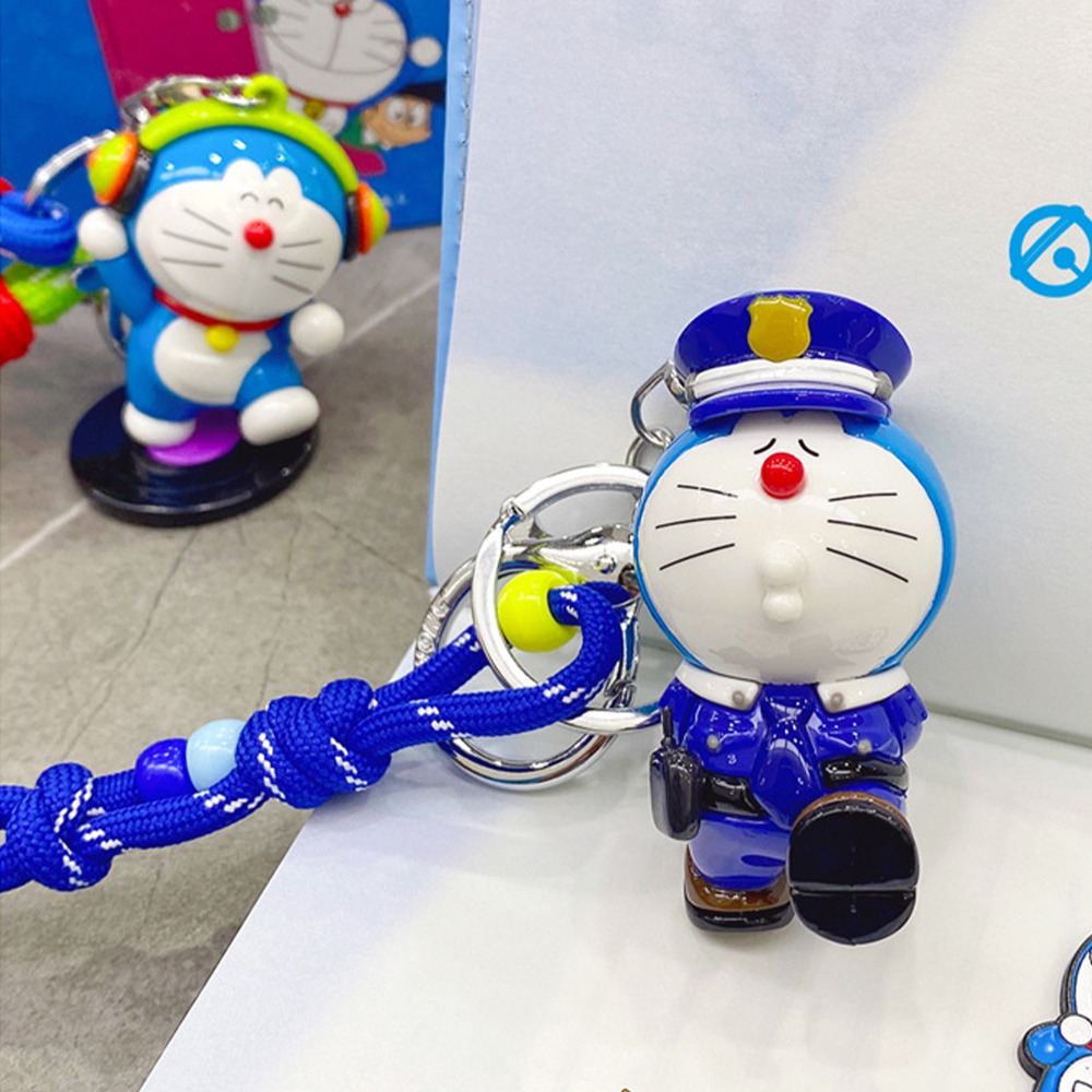 【喵喵屋|24H出貨】哆啦A夢 鑰匙圈 職業裝扮系列 可愛 公仔 吊飾 汽車鑰匙包包配飾 畢業禮物 學生情侶書包掛飾-規格圖9