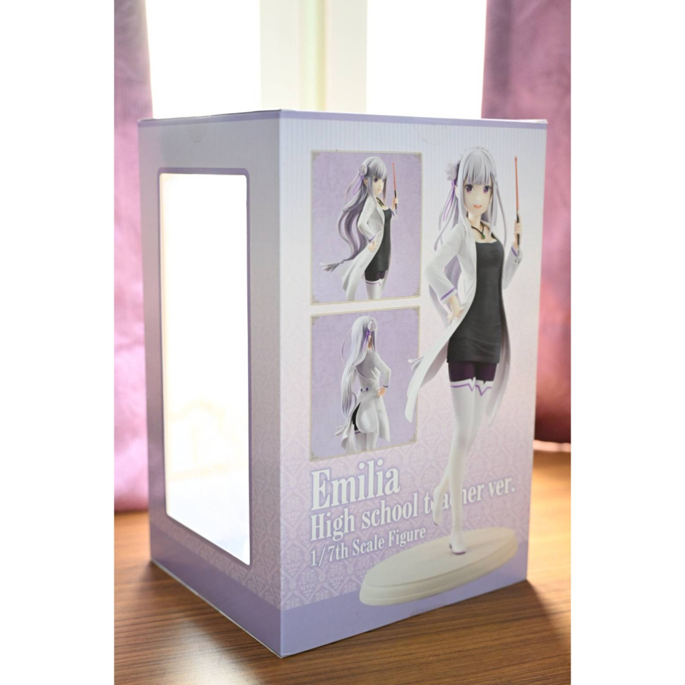 【反水城玩具】現貨 角川 愛蜜莉雅 教師 1/7 PVC 全新未拆 日版 Re:從零開始的異世界生活-細節圖3