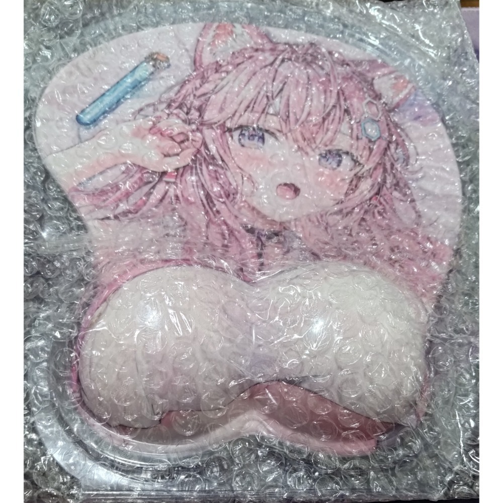 博衣小夜璃 活動2周年紀念套組 尾巴靠墊、歐派滑鼠墊 壓克力吊飾 單售（博衣こより、粉狼）-細節圖3