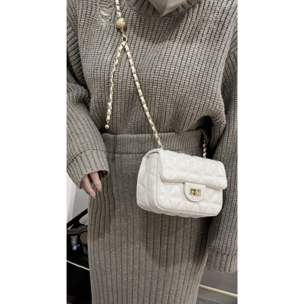 小香風菱格鏈條金球包💗可調節背帶✨-細節圖3