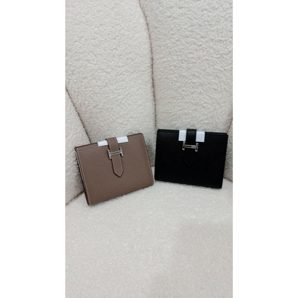 ♡︎二合一𝗛短夾 （鈔票層*1拉鍊零錢*1卡層*8）-細節圖2