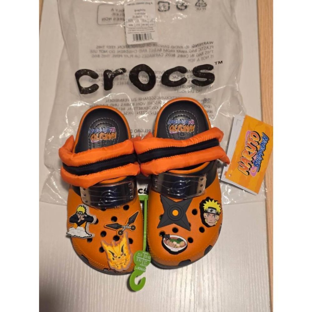全新 正版 CroCs 童鞋 火影忍者 洞洞鞋 Naruto Classic Clog 漩渦鳴人 亮橘 小朋友鞋 聯名-細節圖2