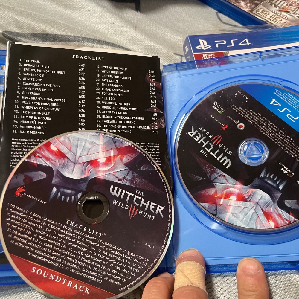 PS4 巫師3  有音樂cd 地圖 貼紙-細節圖3