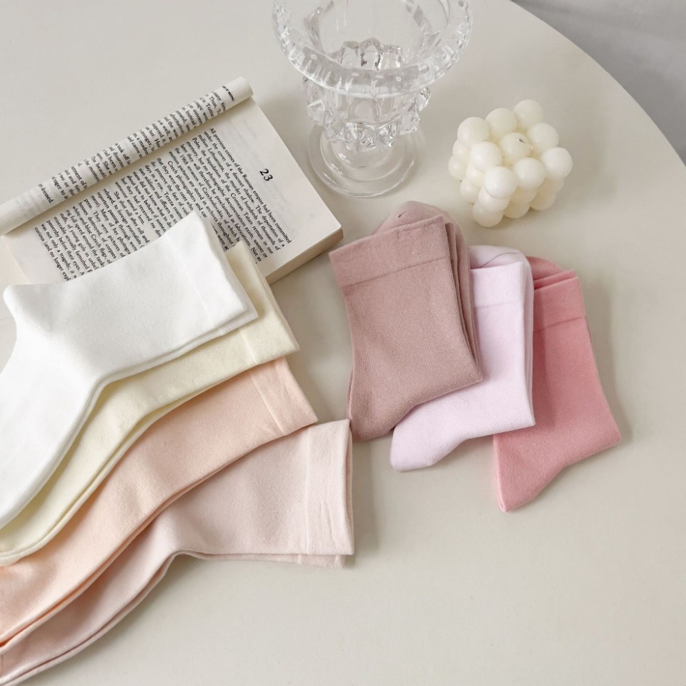 【double U 妳妳 現貨】短襪 襪子中筒襪 堆堆襪 中筒襪 可愛襪子 少女襪 白襪 學生襪 黑襪 素色襪子-細節圖5